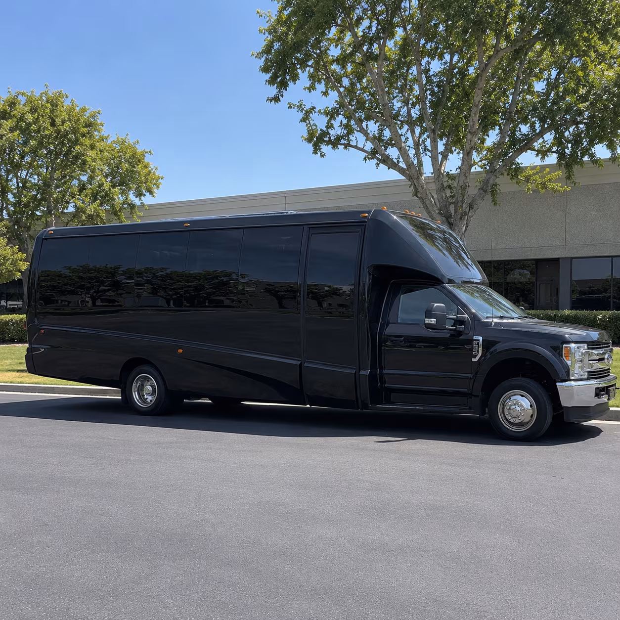 party buses to the kia forum and crypto com arena shows